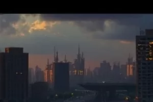 《守灯人》画面,塔顶亮起的灯与远处的海面